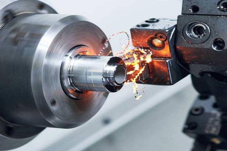 ماشین کاری یا تراشکاری قطعات فلزی 