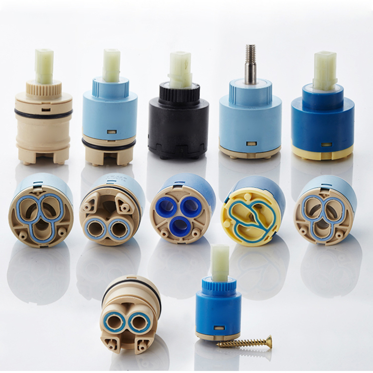 تعویض مغزی و کارتریج شیرآلات: راهنمای عیب‌یابی نشتی و تنظیم دما