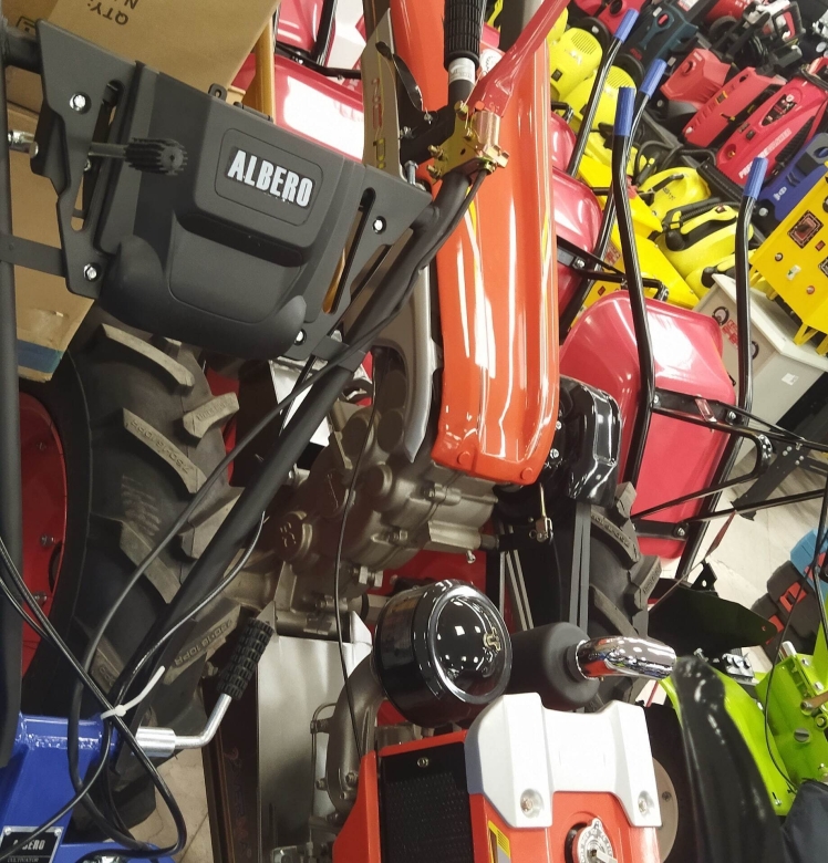 تعمیر تخصصی دنده‌های شفت اصلی و معکوس در گیربکس تیلرها