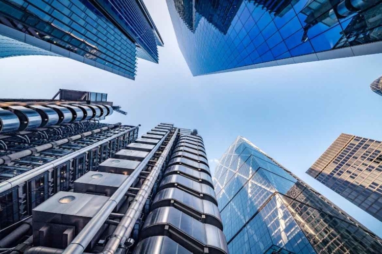 آشنایی با نحوه ساخت ابرسازه ها: آسمان خراشها، پل های معلق و تونل های زیرآبی