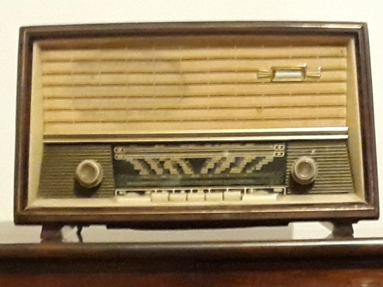 تبدیل رادیو لامپی قدیمی به نسخه بروز بلوتوث دار